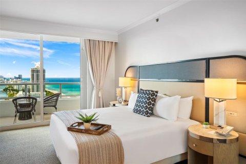 Condo in Miami Beach, Florida, 1 bedroom  № 2022950 - photo 3