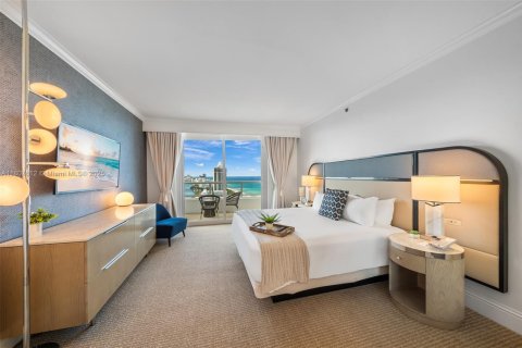 Condo in Miami Beach, Florida, 1 bedroom  № 2022950 - photo 12