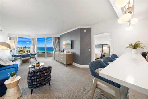 Condo in Miami Beach, Florida, 1 bedroom  № 2022950 - photo 5