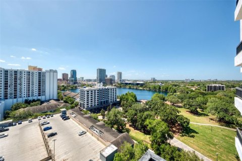 Copropriété à vendre à Orlando, Floride: 2 chambres, 121.14 m2 № 1666205 - photo 9