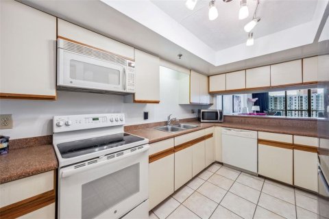 Copropriété à vendre à Orlando, Floride: 2 chambres, 121.14 m2 № 1666205 - photo 16