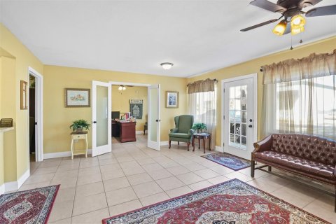 Propiedad comercial en venta en Lake Wales, Florida, 153.29 m2 № 1817540 - foto 3