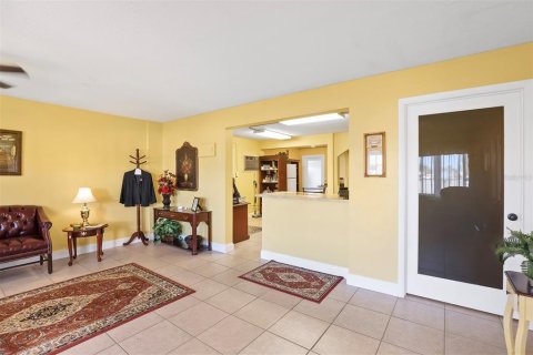 Propiedad comercial en venta en Lake Wales, Florida, 153.29 m2 № 1817540 - foto 5