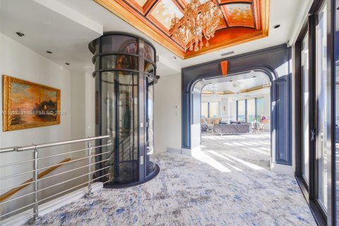 Condominio en venta en Aventura, Florida, 3 dormitorios, 409.7 m2 № 2008582 - foto 11