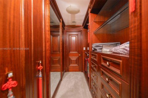 Condominio en venta en Aventura, Florida, 3 dormitorios, 409.7 m2 № 2008582 - foto 29