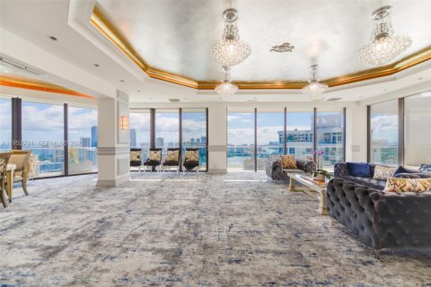 Condominio en venta en Aventura, Florida, 3 dormitorios, 409.7 m2 № 2008582 - foto 15
