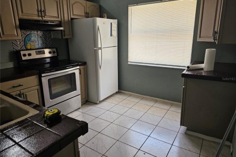 House in Kissimmee, Florida 3 bedrooms, 97.83 sq.m. № 2272928 - photo 16