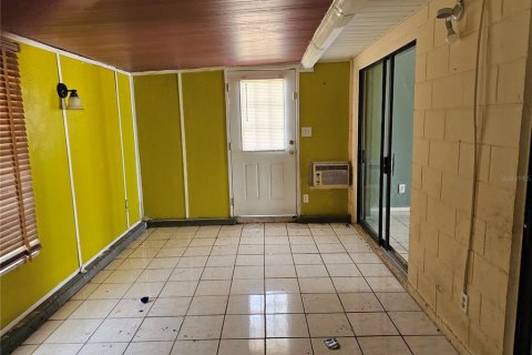 House in Kissimmee, Florida 3 bedrooms, 97.83 sq.m. № 2272928 - photo 7