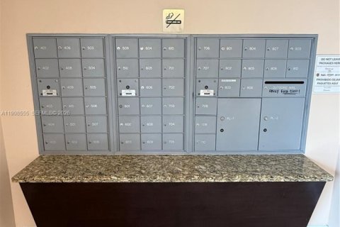 Снять в аренду кондоминиум в Майами, Флорида 2 спальни, 60.39м2, № 2154862 - фото 22