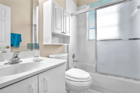 Casa en venta en Boynton Beach, Florida, 3 dormitorios, 133.78 m2 № 1830272 - foto 22