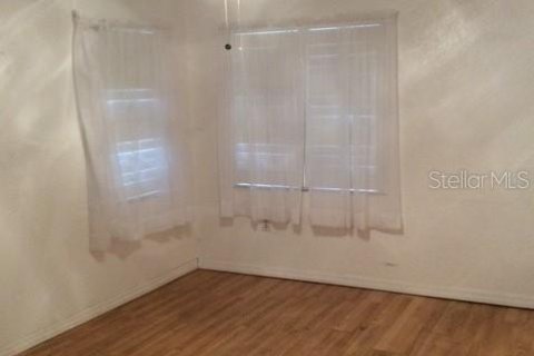 House in Port Charlotte, Florida 2 bedrooms, 123 sq.m. № 1746710 - photo 2