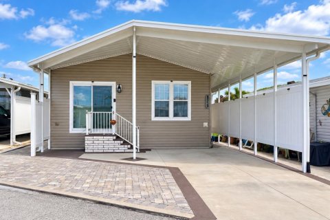 Apartment in Bradenton, Florida 2 bedrooms, 93.65 sq.m. № 2371917