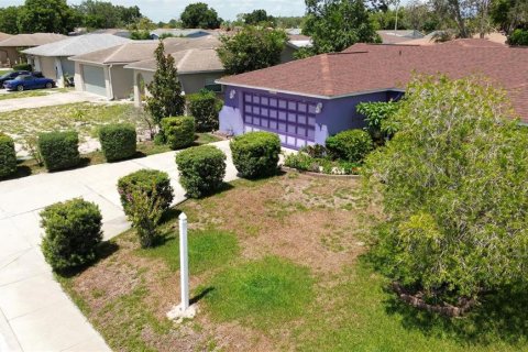 Casa en venta en Port Richey, Florida, 3 dormitorios, 133.31 m2 № 2223082 - foto 3