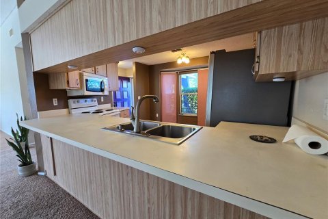 Casa en venta en Port Richey, Florida, 3 dormitorios, 133.31 m2 № 2223082 - foto 14