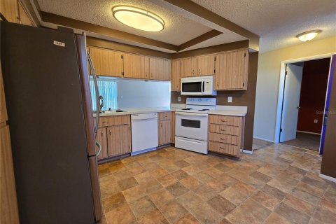Casa en venta en Port Richey, Florida, 3 dormitorios, 133.31 m2 № 2223082 - foto 10