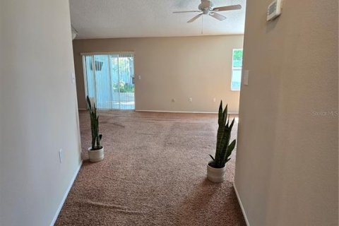 Casa en venta en Port Richey, Florida, 3 dormitorios, 133.31 m2 № 2223082 - foto 4