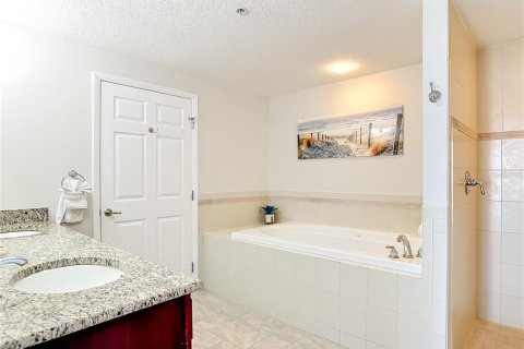 Copropriété à vendre à Daytona Beach, Floride: 3 chambres, 158.49 m2 № 2100812 - photo 18