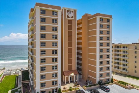 Copropriété à vendre à Daytona Beach, Floride: 3 chambres, 158.49 m2 № 2100812 - photo 2