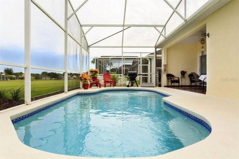 House in Davenport, Florida 4 bedrooms, 171.78 sq.m. № 1536625 - photo 14