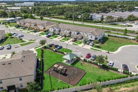 Adosado en venta en Tavares, Florida, 2 dormitorios, 150.13 m2 № 2358290 - foto 28