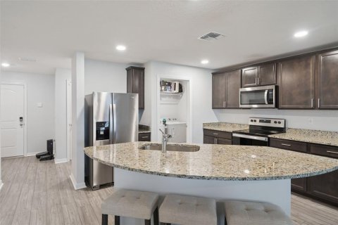 Adosado en venta en Tavares, Florida, 2 dormitorios, 150.13 m2 № 2358290 - foto 12