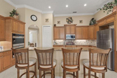 House in Port St. Lucie, Florida 4 bedrooms, 369.47 sq.m. № 2078267 - photo 23