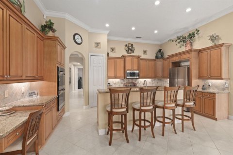House in Port St. Lucie, Florida 4 bedrooms, 369.47 sq.m. № 2078267 - photo 22