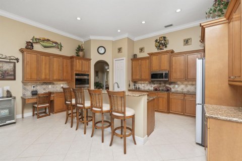 House in Port St. Lucie, Florida 4 bedrooms, 369.47 sq.m. № 2078267 - photo 24
