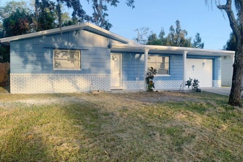 Casa en alquiler en Holiday, Florida, 2 dormitorios, 80.27 m2 № 1910898 - foto 1