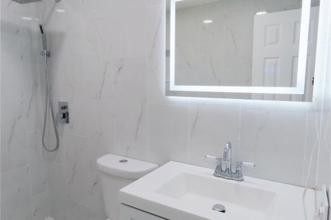 Casa en alquiler en Holiday, Florida, 2 dormitorios, 80.27 m2 № 1910898 - foto 12