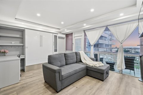 Condo in Fort Lauderdale, Florida, 1 bedroom  № 1995721 - photo 7