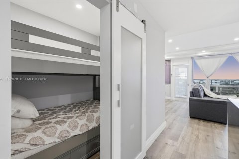 Condo in Fort Lauderdale, Florida, 1 bedroom  № 1995721 - photo 10