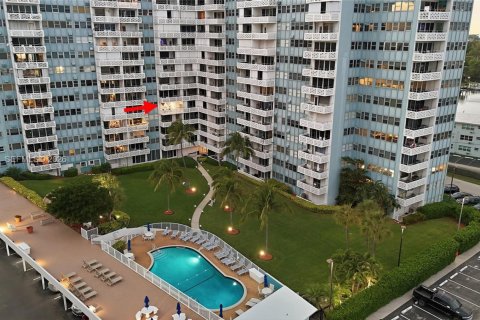 Condo in Fort Lauderdale, Florida, 1 bedroom  № 1995721 - photo 20