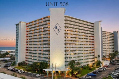 Condo in Fort Lauderdale, Florida, 1 bedroom  № 1995721 - photo 19