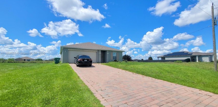 House in LaBelle, Florida 3 bedrooms, 127 sq.m. № 1930208
