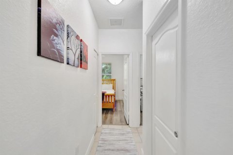 Villa ou maison à vendre à Fort Lauderdale, Floride: 4 chambres, 184.5 m2 № 2241882 - photo 16