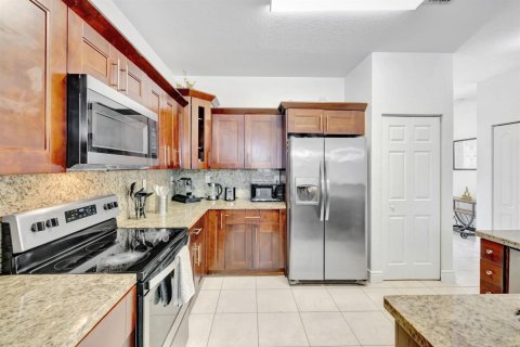 Villa ou maison à vendre à Fort Lauderdale, Floride: 4 chambres, 184.5 m2 № 2241882 - photo 3