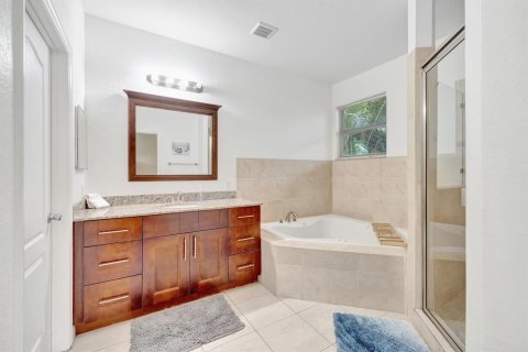 Villa ou maison à vendre à Fort Lauderdale, Floride: 4 chambres, 184.5 m2 № 2241882 - photo 27