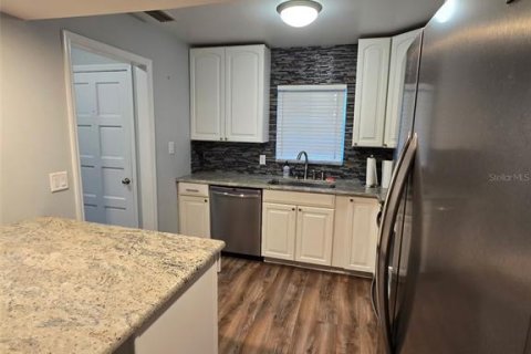 Copropriété à louer à Apopka, Floride: 2 chambres, 91.04 m2 № 2113374 - photo 9
