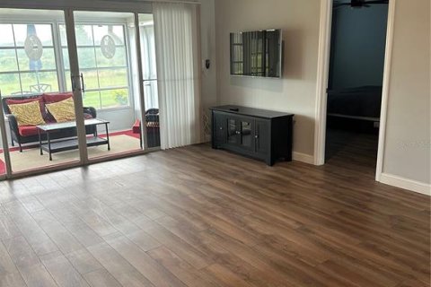 Copropriété à louer à Apopka, Floride: 2 chambres, 91.04 m2 № 2113374 - photo 6