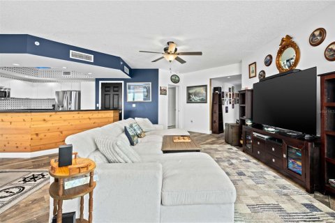 Copropriété à vendre à Daytona Beach, Floride: 3 chambres, 193.14 m2 № 1625122 - photo 7