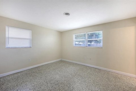 Villa ou maison à vendre à Sarasota, Floride: 3 chambres, 117.99 m2 № 2097243 - photo 11