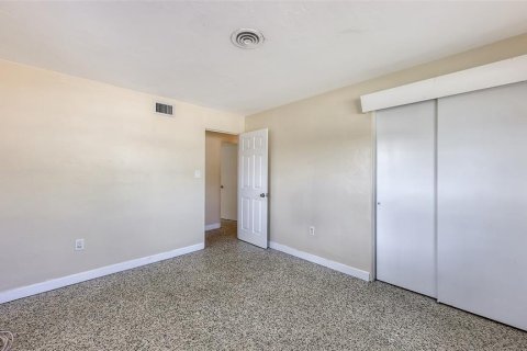 Villa ou maison à vendre à Sarasota, Floride: 3 chambres, 117.99 m2 № 2097243 - photo 20