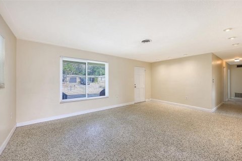 Villa ou maison à vendre à Sarasota, Floride: 3 chambres, 117.99 m2 № 2097243 - photo 6