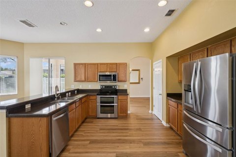 Villa ou maison à vendre à Orlando, Floride: 4 chambres, 243.31 m2 № 2358716 - photo 22
