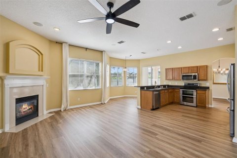Villa ou maison à vendre à Orlando, Floride: 4 chambres, 243.31 m2 № 2358716 - photo 17