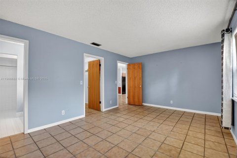 Villa ou maison à louer à Lake Worth, Floride: 3 chambres, 156.35 m2 № 1964365 - photo 16