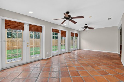 Villa ou maison à louer à Lake Worth, Floride: 3 chambres, 156.35 m2 № 1964365 - photo 13