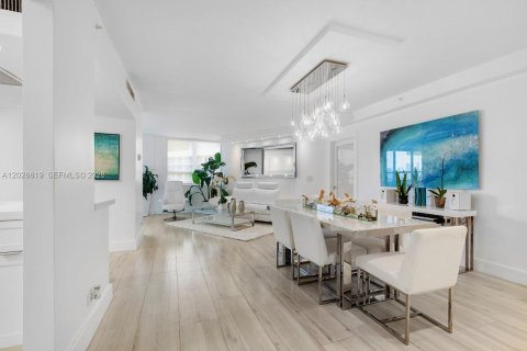 Copropriété à louer à Miami Beach, Floride: 2 chambres, 94.76 m2 № 2335813 - photo 7