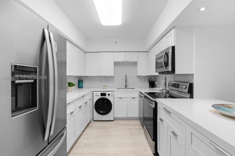 Copropriété à louer à Miami Beach, Floride: 2 chambres, 94.76 m2 № 2335813 - photo 16